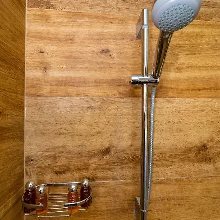 Konukevi Idassa Palace