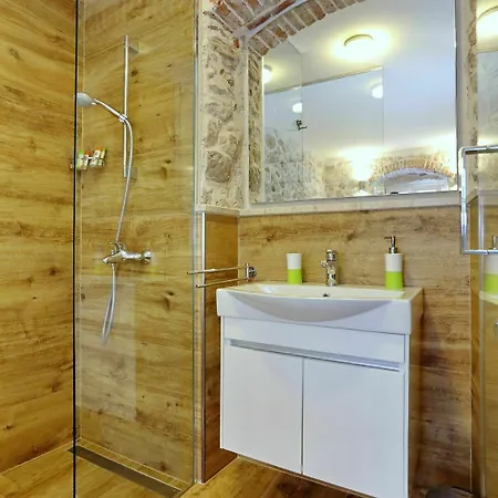 Idassa Palace Konukevi