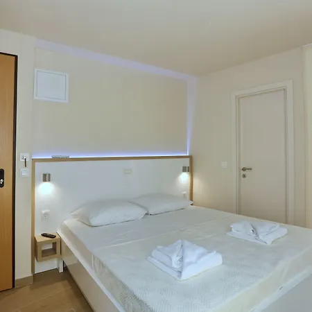 בית הארחה Idassa Palace 3*