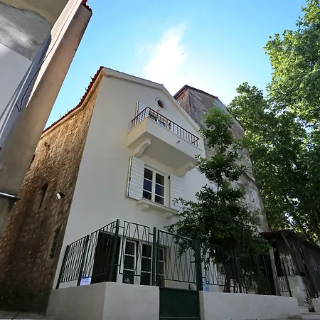 Idassa Palace