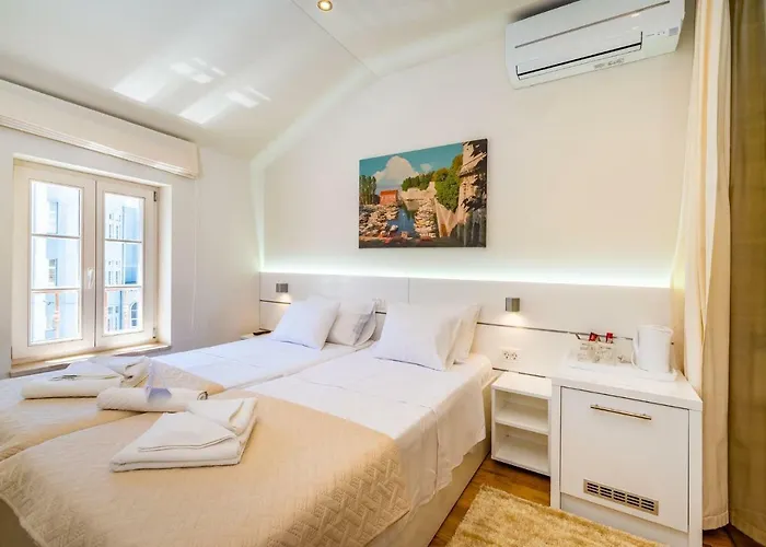 Idassa Palace Guest house Zadar