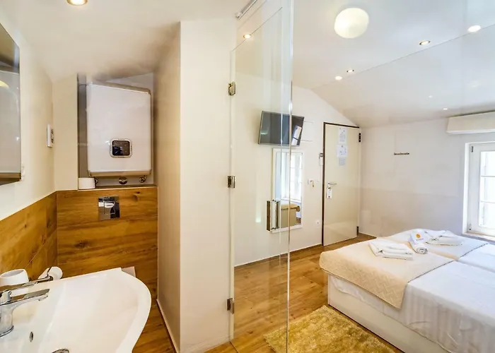 Gæstehus Idassa Palace 3*